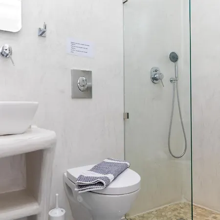 Depis Castle Renata Luxury Aparthotel