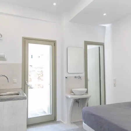 Depis Castle Renata Luxury Lägenhetshotell 3*