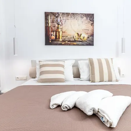 Depis Castle Renata Luxury Aparthotel *